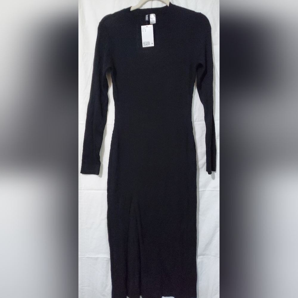 H&M Classic Black Long Sleeve Dress